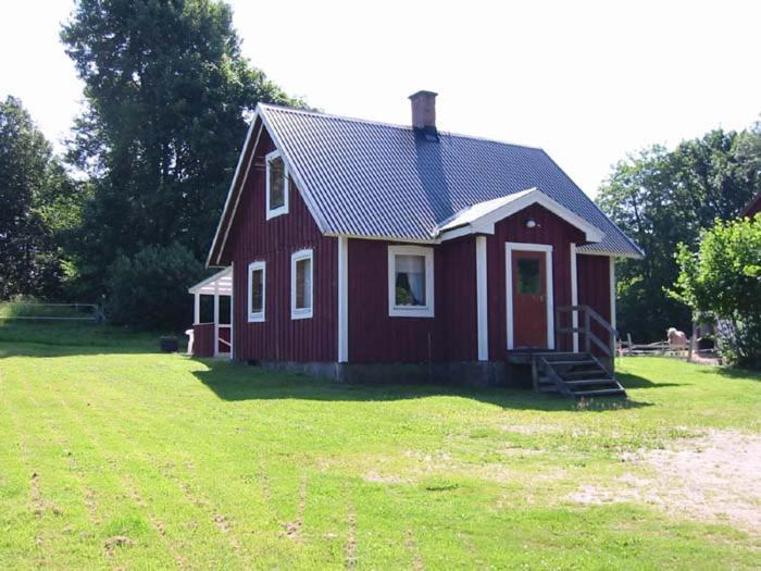 Aemtoen Villa Knared Bagian luar foto