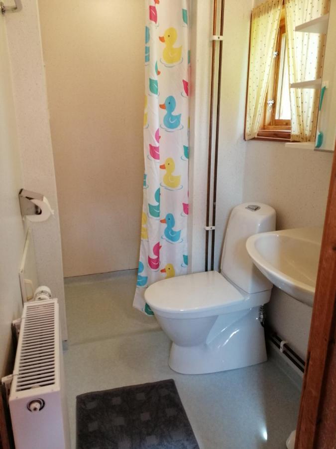 Aemtoen Villa Knared Bagian luar foto